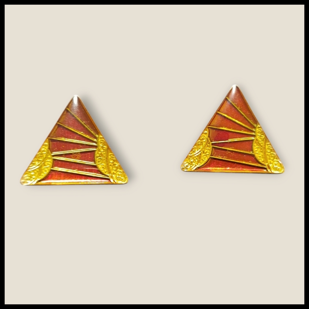 Vintage Art Deco Red Enamel and Resin Post Earrings